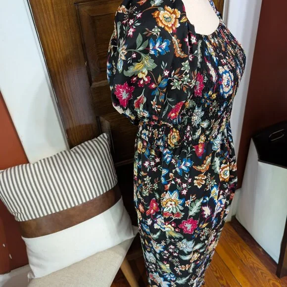 Smocked Floral Jumpsuit with Tie Back - Picture 3 of 6